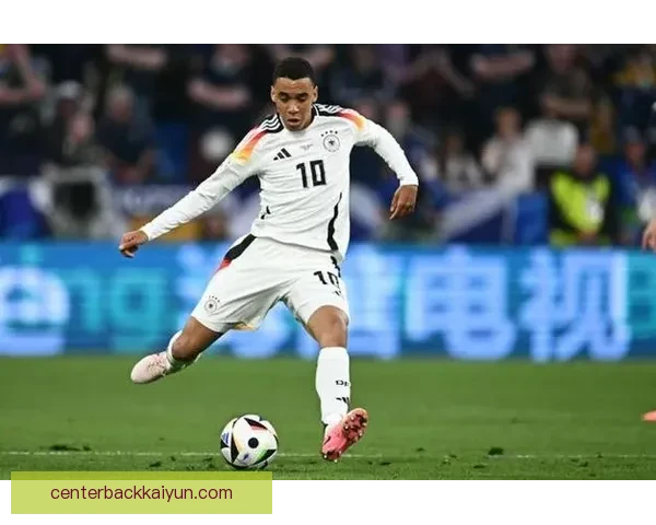 穆西亚拉在德国足球中的表现稳健，备受关注逐渐提升。